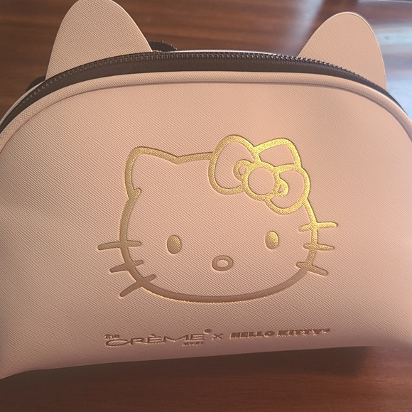 Hello kitty cosmetic bag - Picture 3 of 5